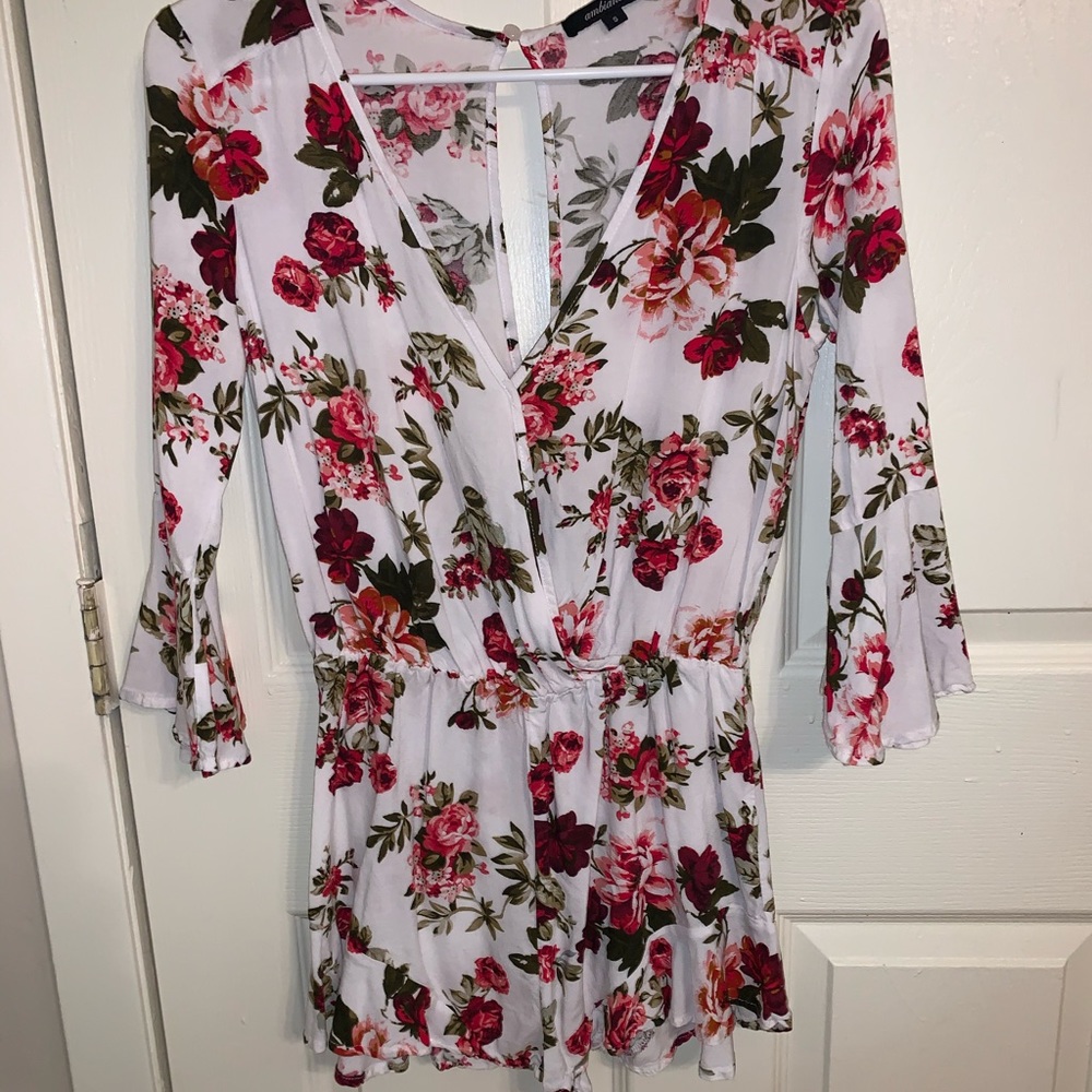 Super cute , White floral ruffle romper